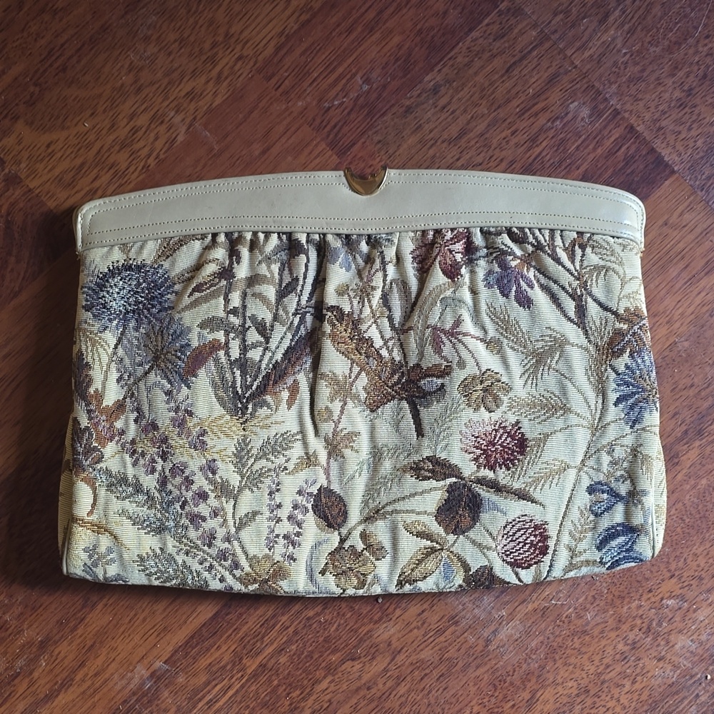 Vintage clutch